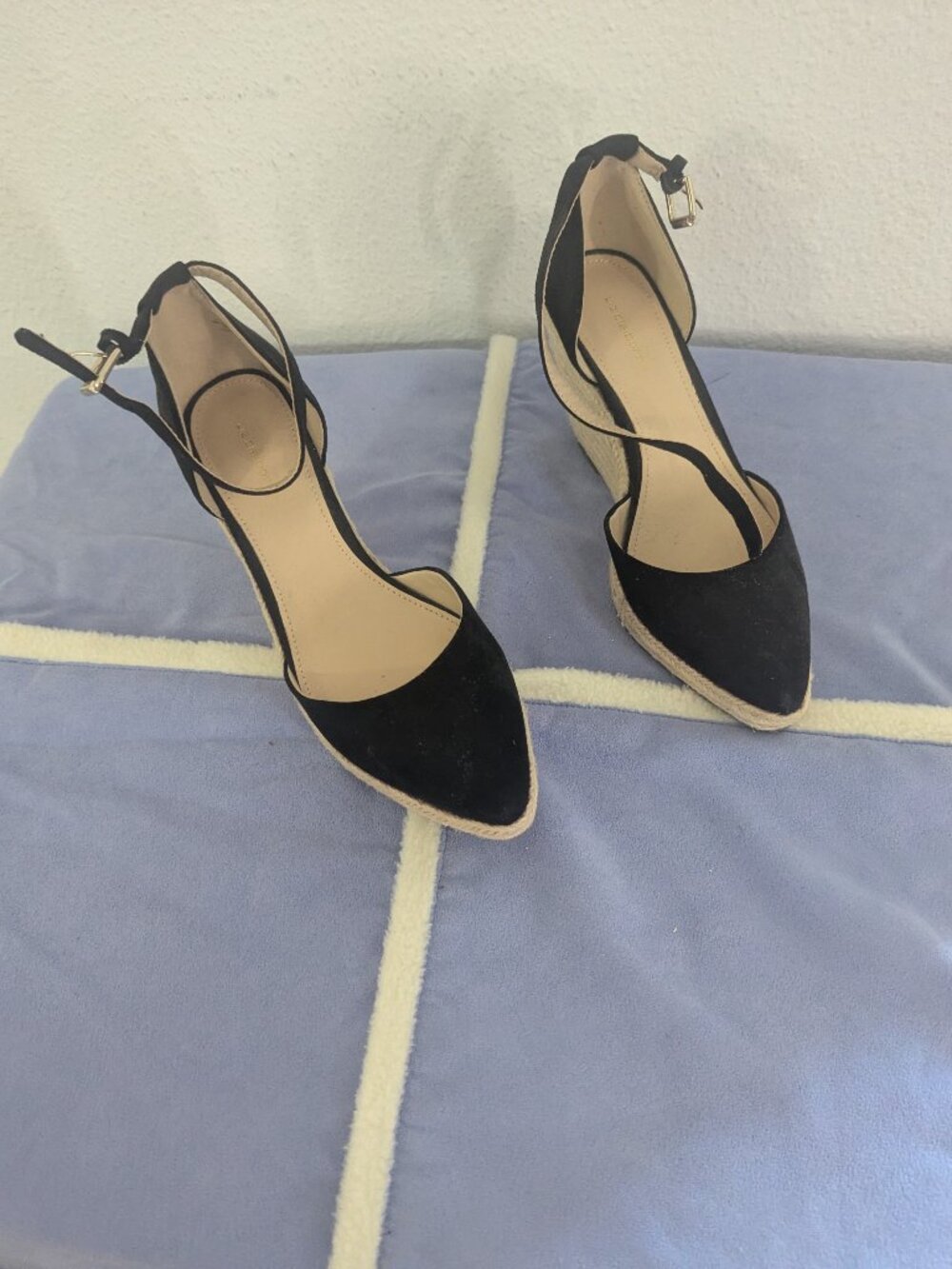 Liz Claiborne Wedges